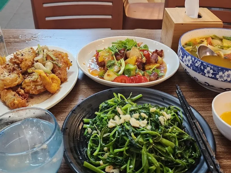 Cơm Niêu Nhà Đậu