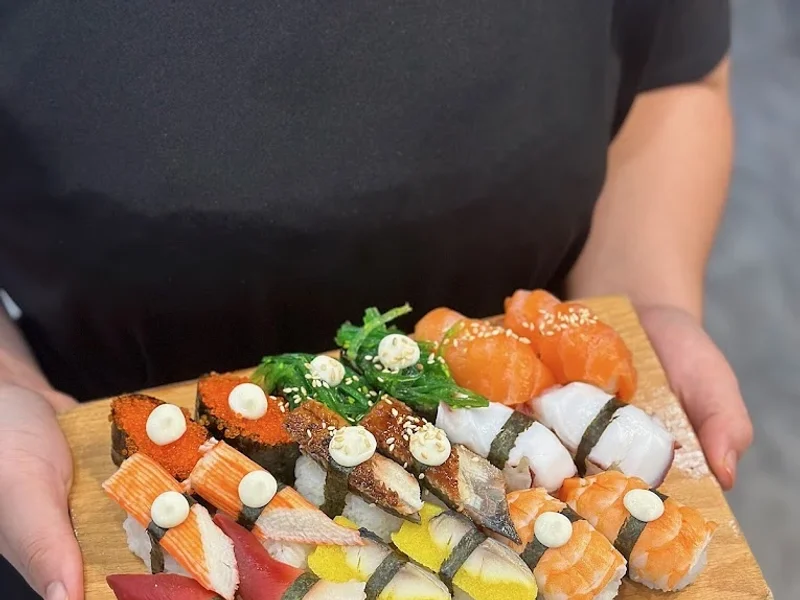 Futoisushi-太い寿司- Bếp Nhà Béo