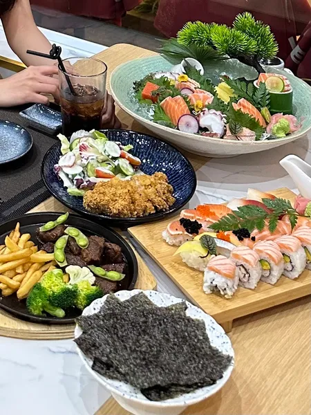 Sakura Sushi Garden