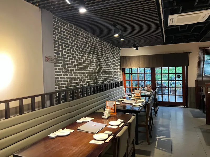 Nama Sushi Restaurant