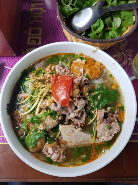 Nhà hàng Cố Đô Hội Quán