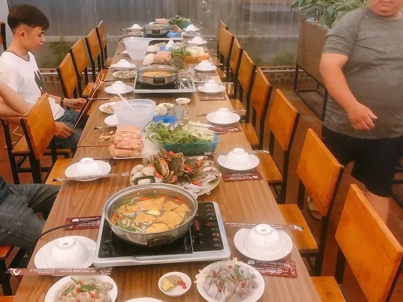 Bia Tây Bắc - Nhà hàng đồ rừng Uông Bí