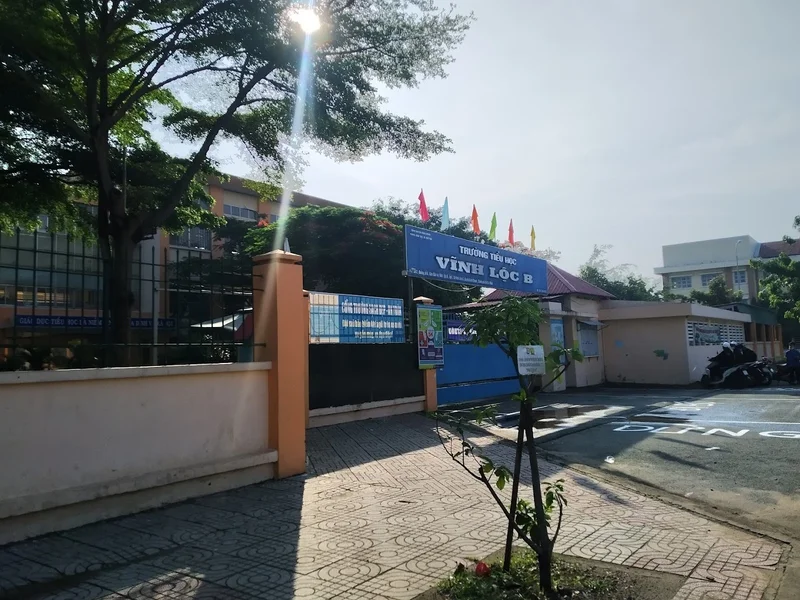 Trường Tiểu học Vĩnh Lộc B
