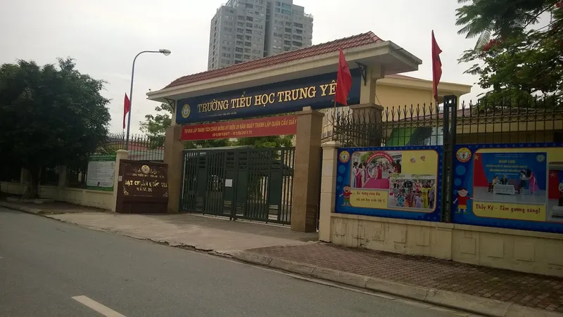 Trường Tiểu học Trung Yên