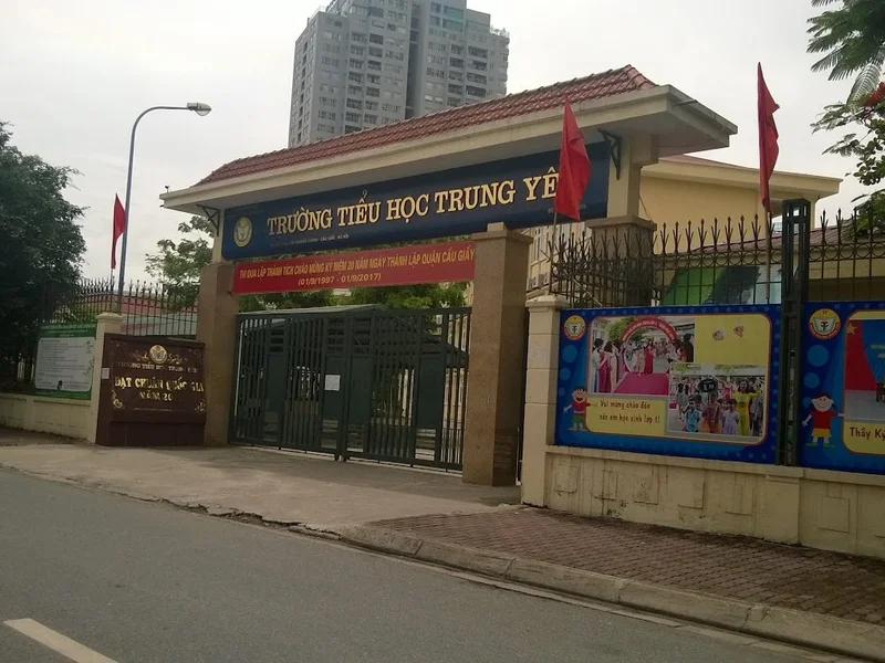 Trường Tiểu học Trung Yên