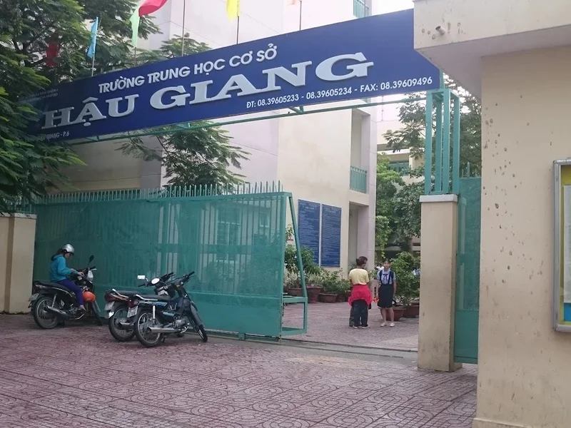 Trường THCS Hậu Giang