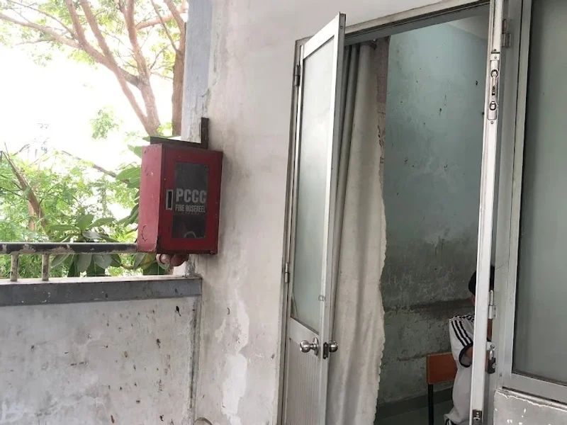 Trường THCS Hoàng Lê Kha