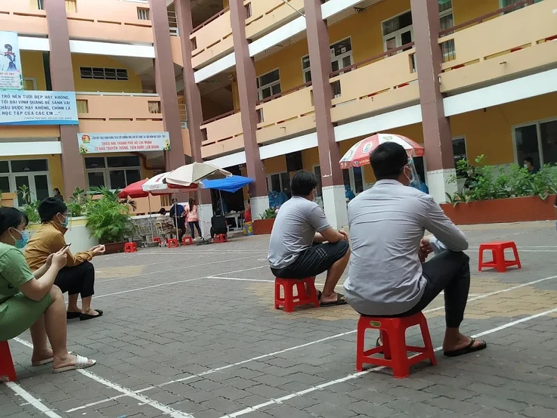 Trường THCS Bình Đông