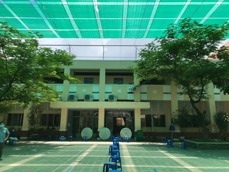 Trường THCS Hậu Giang