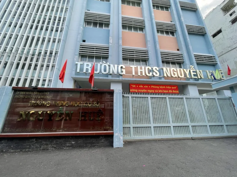 Trường THCS Nguyễn Huệ