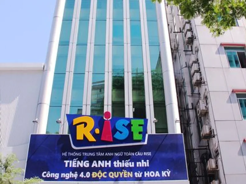 RISE VIETNAM-QUẬN1