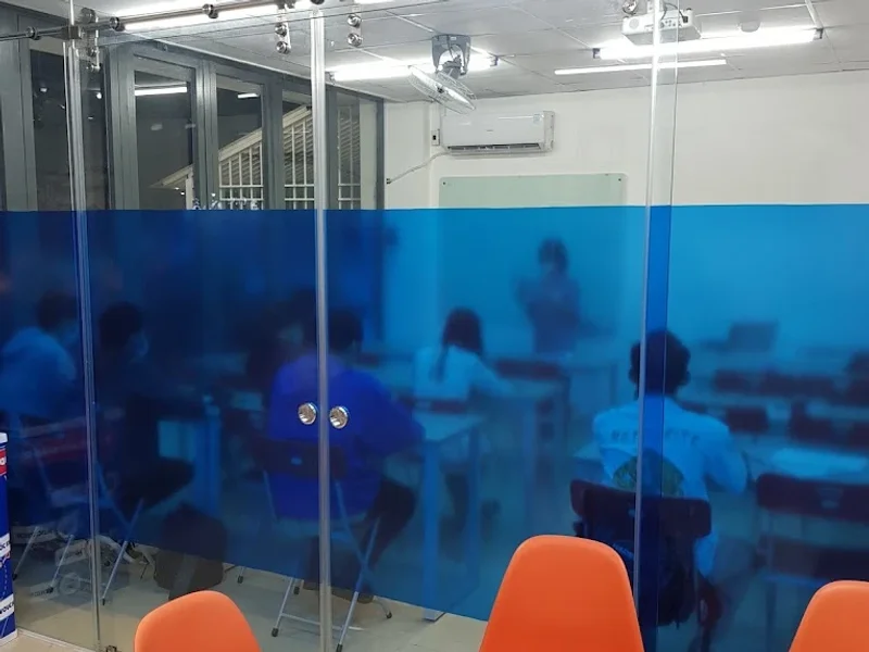 Trung tâm Anh ngữ EASY EDU