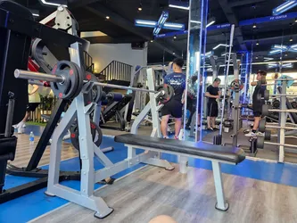 Tổng hợp 12 phòng tập gym tại Quận 10