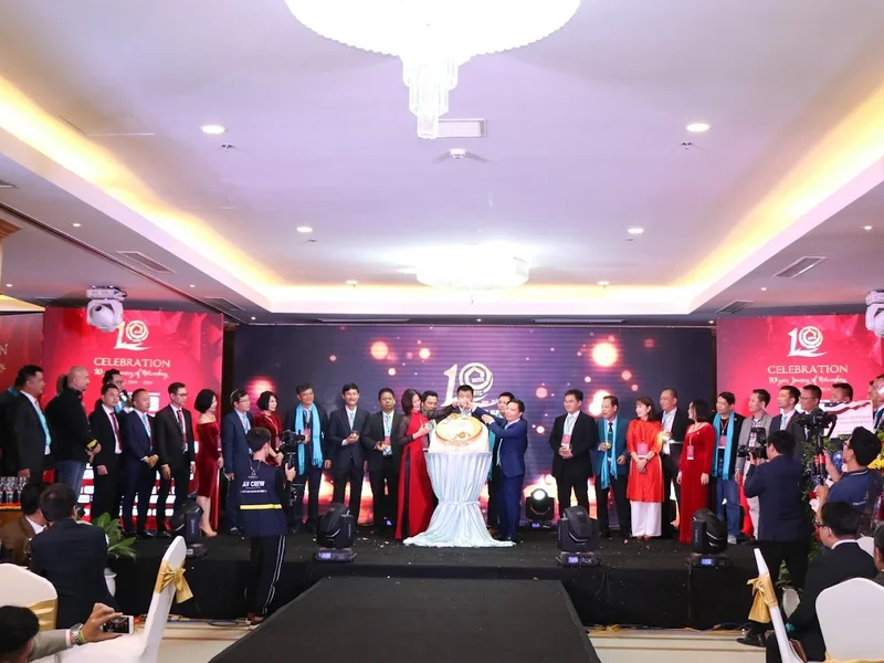 Hop On Hop Off Vietnam