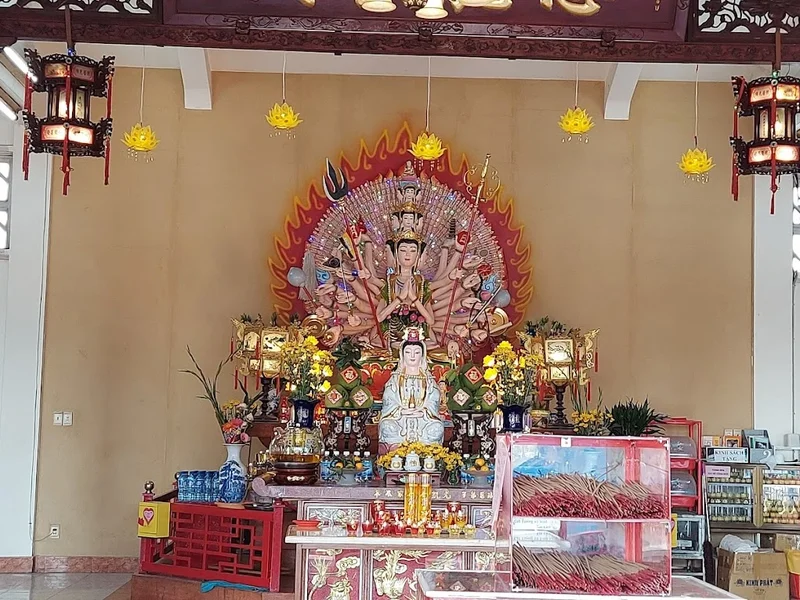 Chùa Sùng Chính - Khách Gia 客家四面佛寺