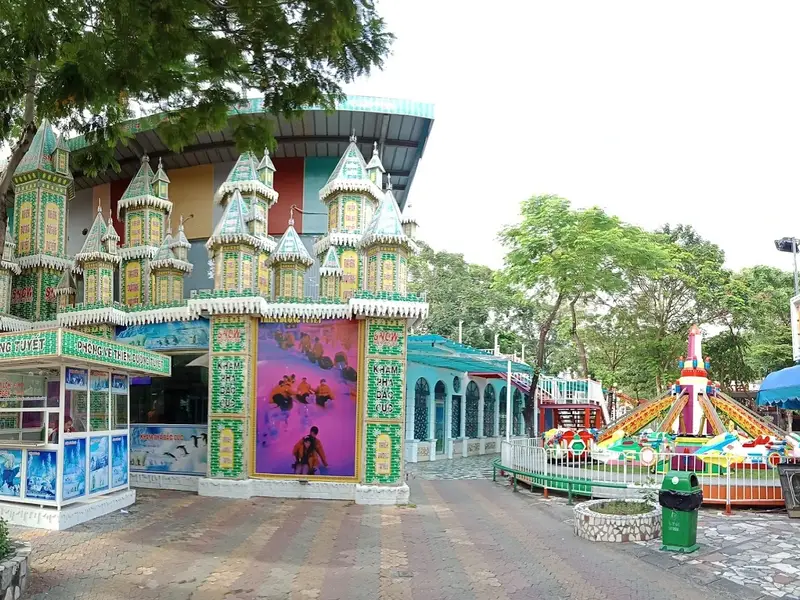 Thiên Đường Giải Trí Thỏ Trắng