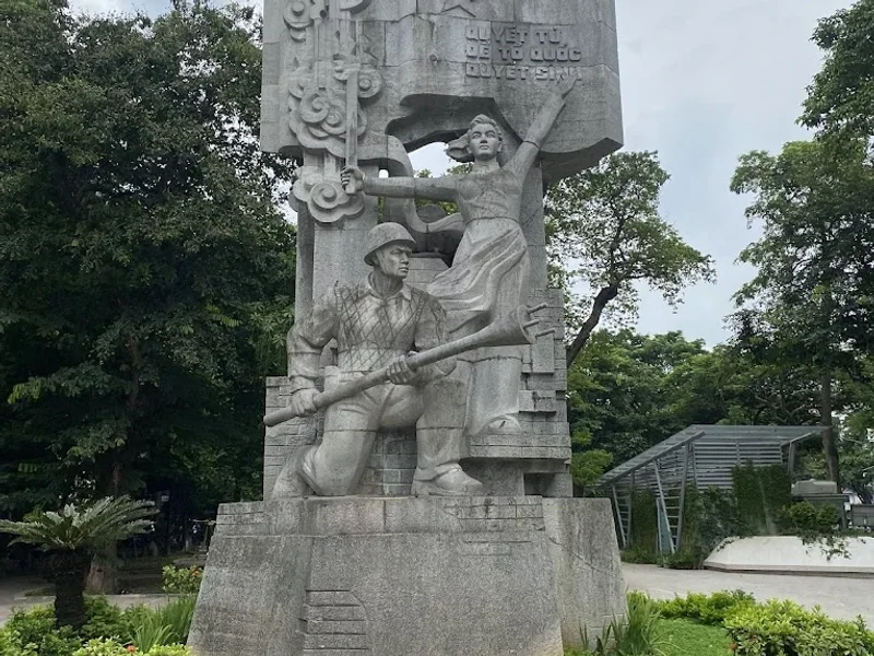 Vườn Hoa Vạn Xuân