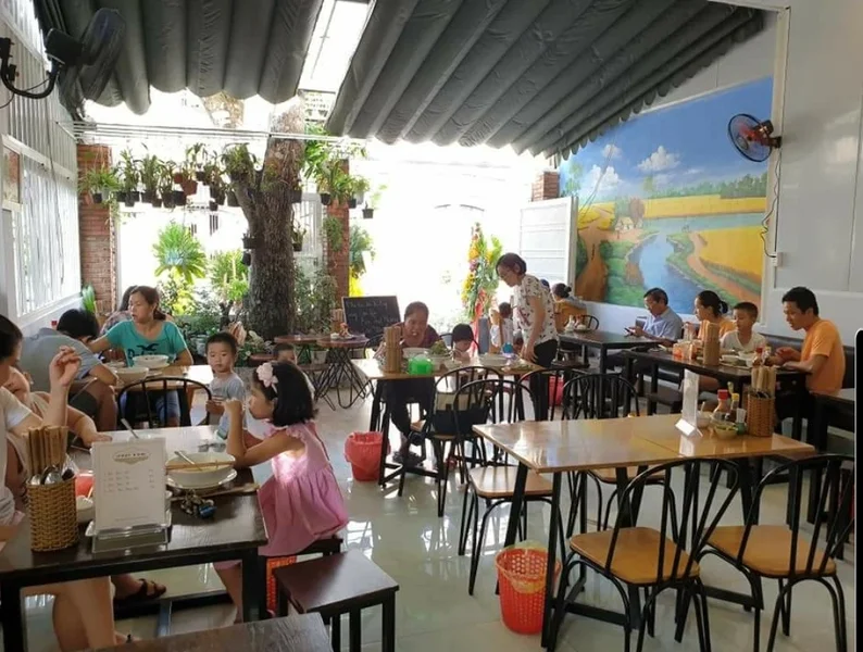 quán cơm gia đình