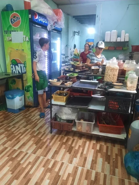 Cơm niêu Làng Tre