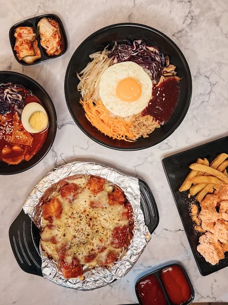 Chick and Cheese - Gà phô mai Hàn Quốc - Tùng Thiện Vương, Q8