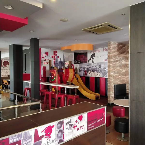 KFC Bến Xóm Củi