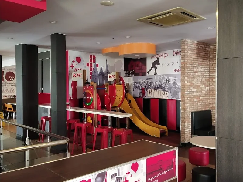 KFC Bến Xóm Củi