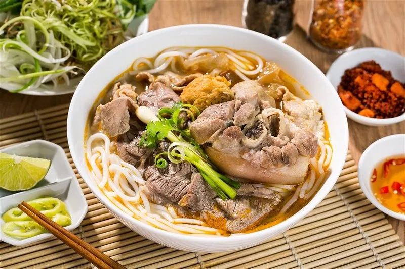 Bún bò Huế Sông Hương