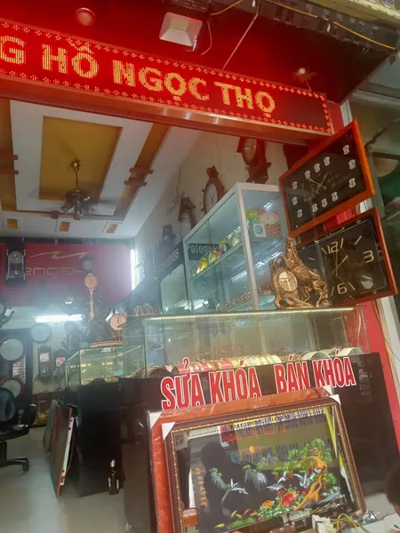 Nhà Hàng Thương Mại