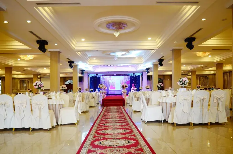 Nhà Hàng Tiệc Cưới Sen Vàng - Biên Hòa