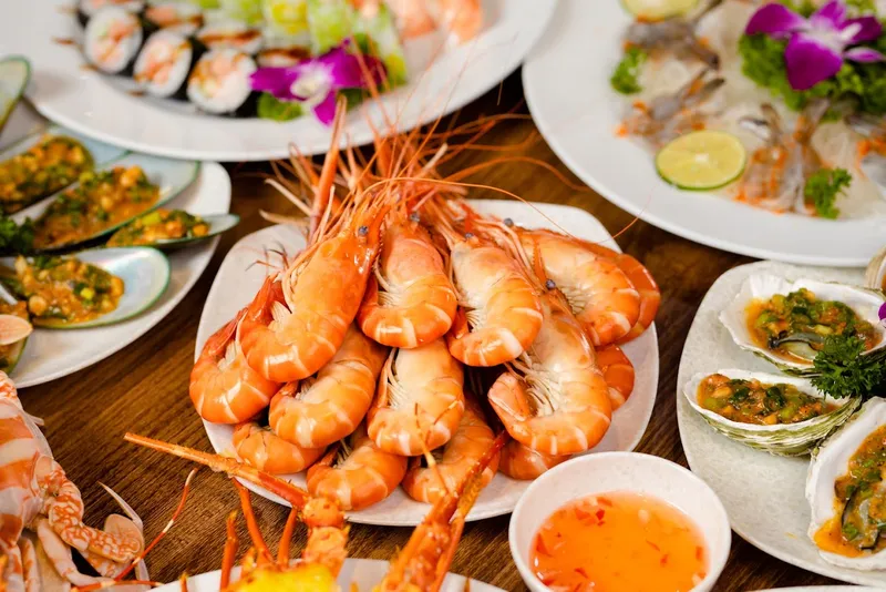 Làu buffet-buffet lẩu nướng