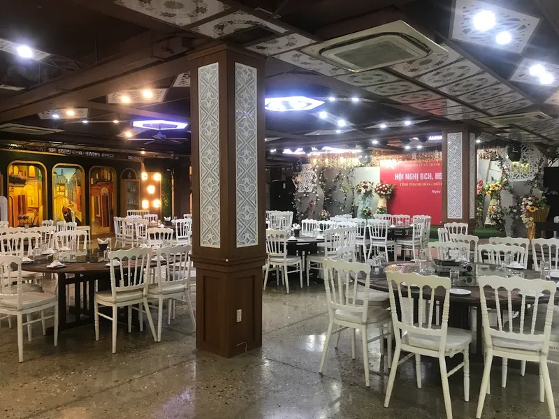 Nhà hàng Vũ Gia Viên