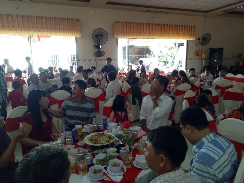 Nhà Hàng KIM XUYẾN