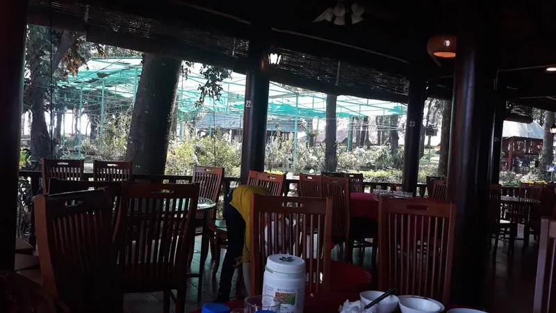 Nhà Hàng Đồng Trường