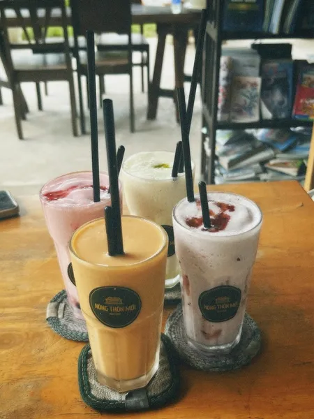 Tiệm cà phê nông thôn mới