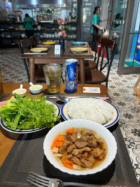 Mai Hương Restaurant - Grand World Phú Quốc