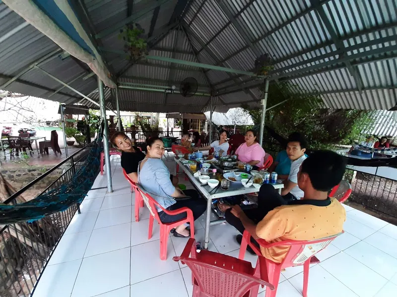 Quán Xà Cừ