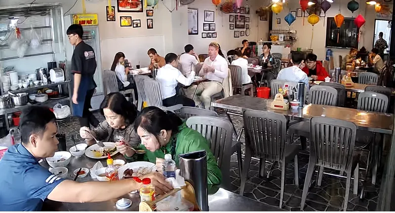 TIỆM CƠM VỊT QUAY MINH PHÁT