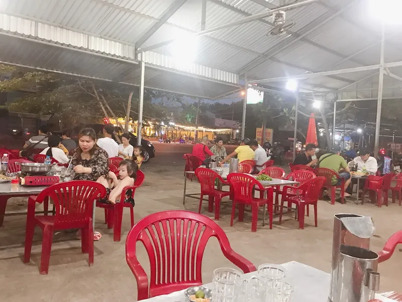 Quán Gà Vườn Duy Khang