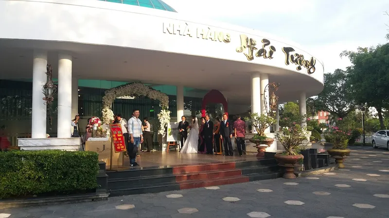 Nhà Hàng Hải Tượng Sóc Trăng