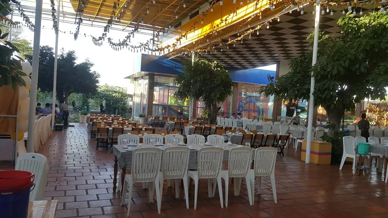 Cầu Nghiêng Quán