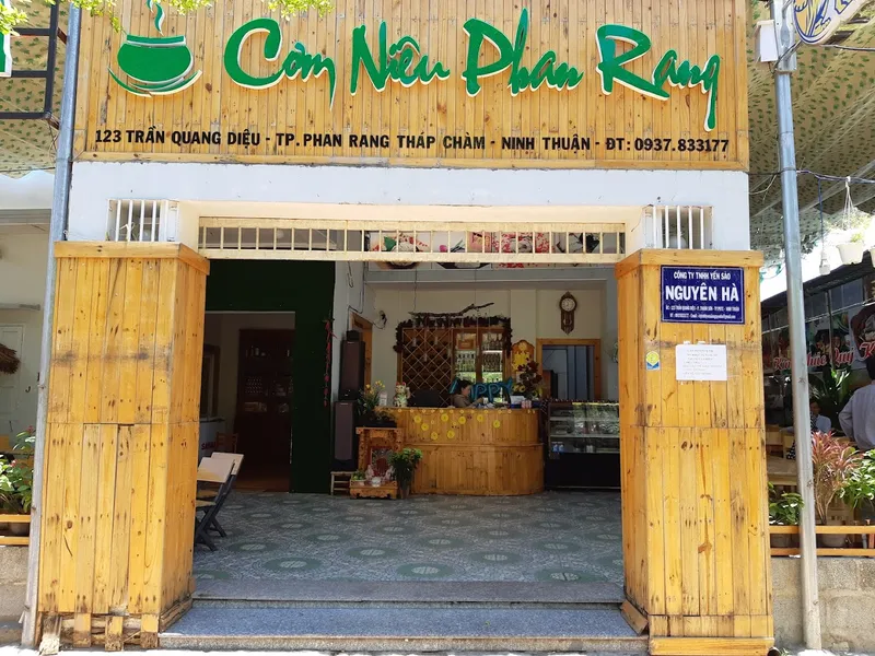 Nhà hàng Ô.Vương - Đặc sản thịt Cừu- Cơm Niêu Phan Rang