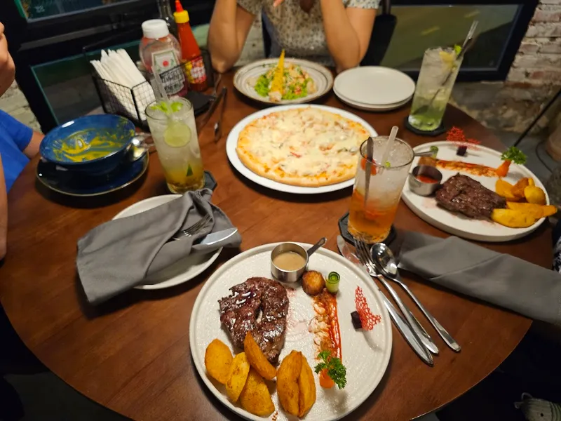 Chef' Table