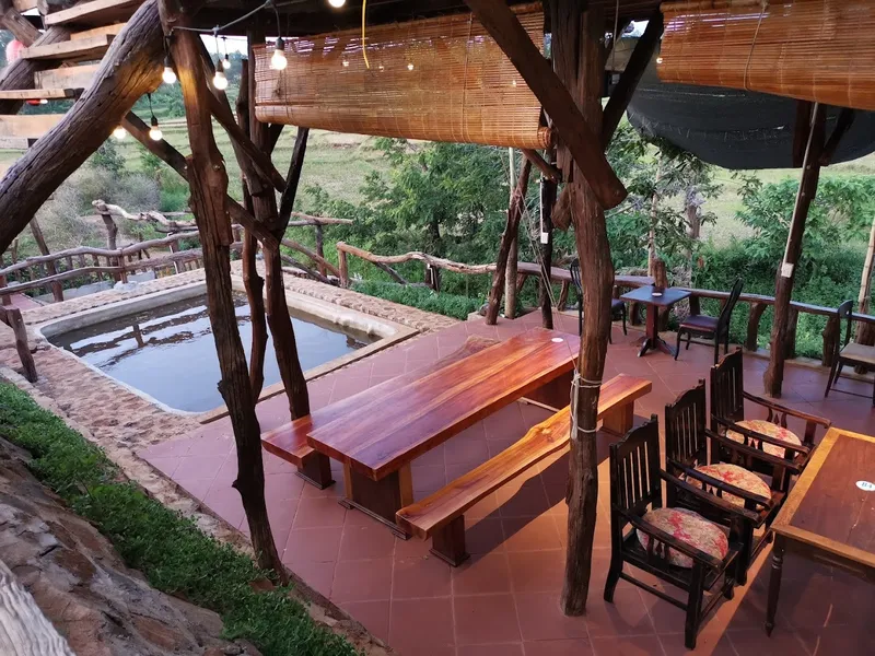 Suối Hoa - Nhà hàng Cà phê Homestay