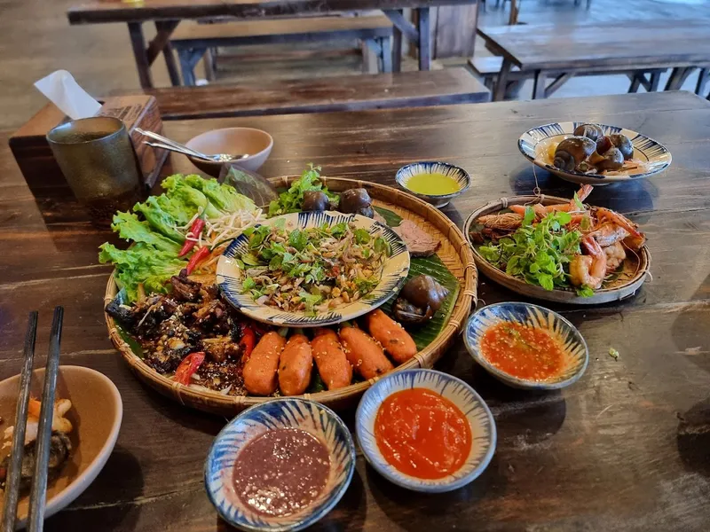 Nhà hàng ẩm thực Hội An The Canh Dong