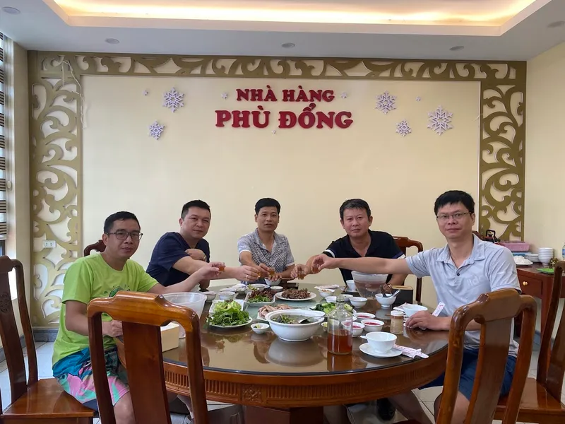 Nhà hàng Phù Đổng