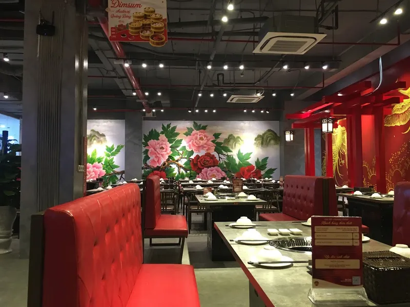 Buffet Hải Sản Cửu Vân Long Số 10 Trần Phú