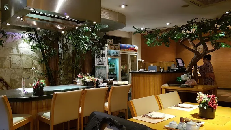 Nhà hàng Asahi Sushi