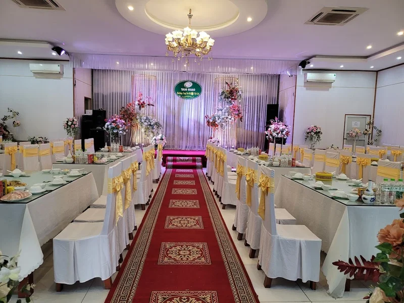 Nhà hàng Tam Giao - TT Hội nghị Tiệc cưới