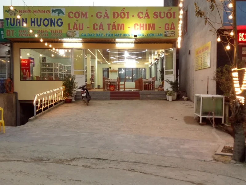 Nhà Hàng Tuấn Hương Tam Đảo