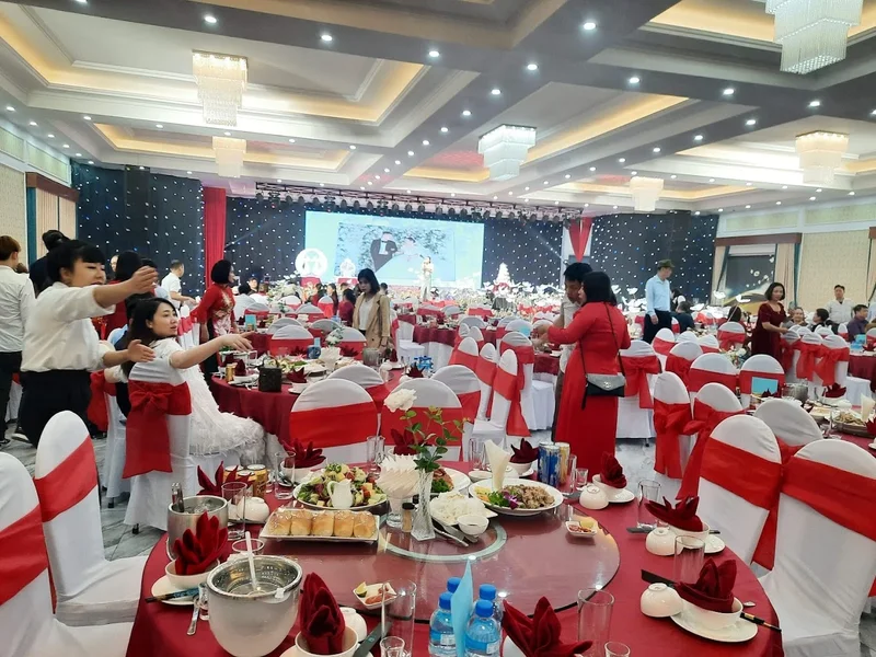 Nhà Hàng Đại Nam